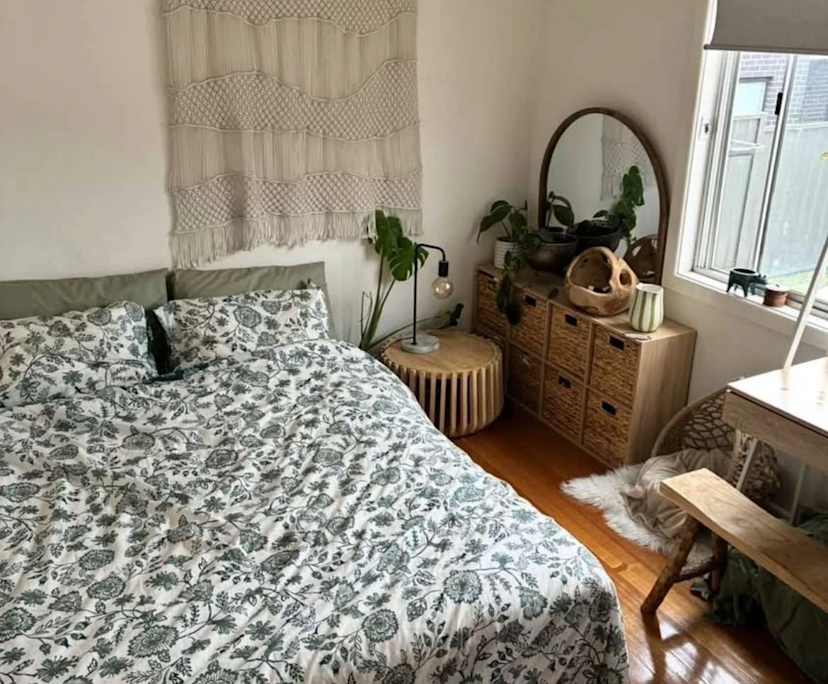 Unfurnished room in a share house