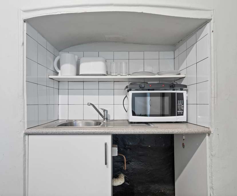 $420, Studio, 1 bathroom, Paddington NSW 2021