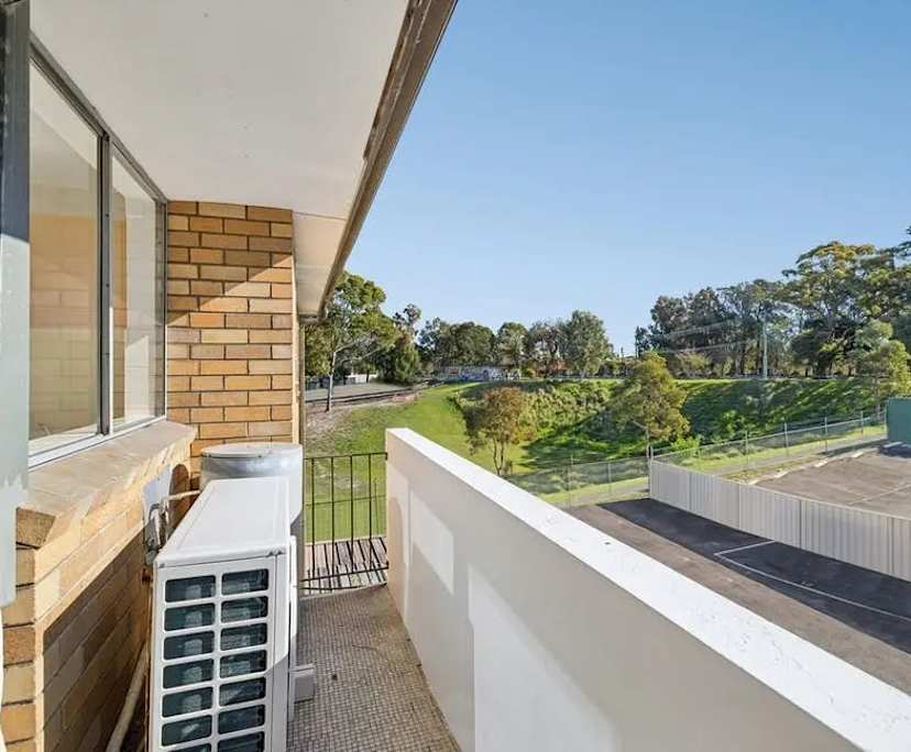 Whole property with 2 rooms for rent