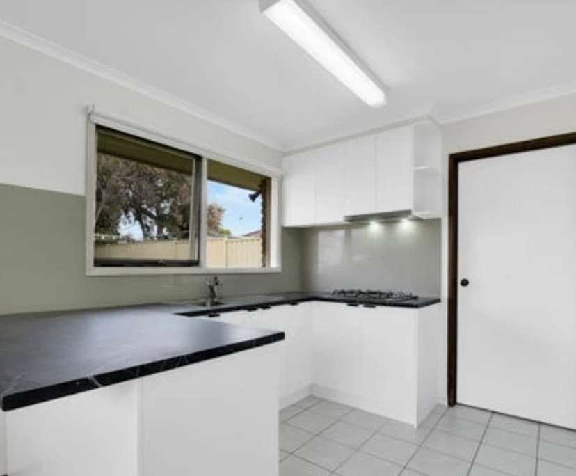 $250, Share-house, 3 bathrooms, Dandenong North VIC 3175