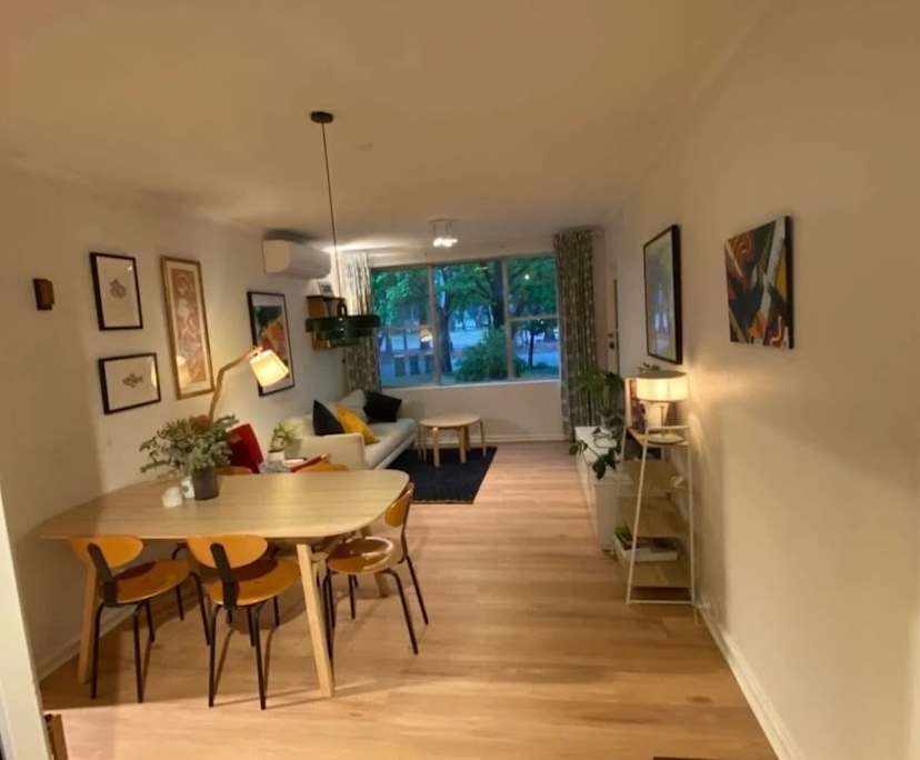 Unfurnished room in a flatshare