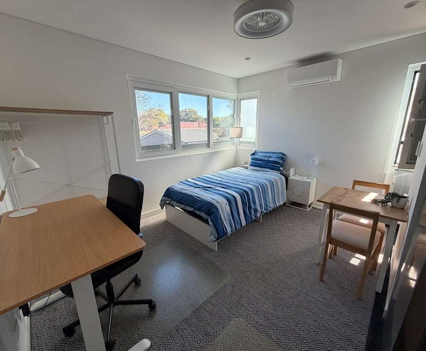 Furnished room studio flat for rent