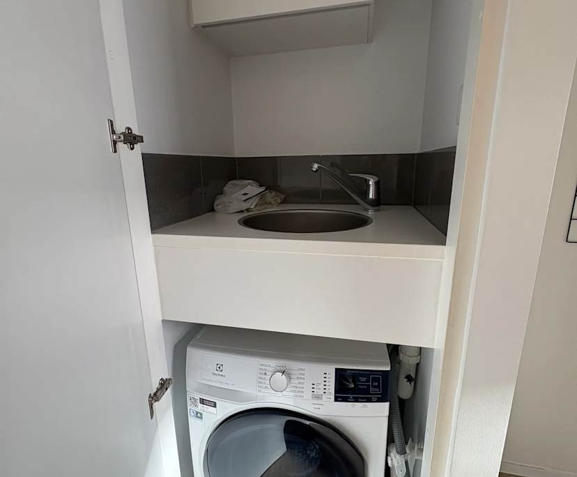 $950, 1-bed, 1 bathroom, Chippendale NSW 2008