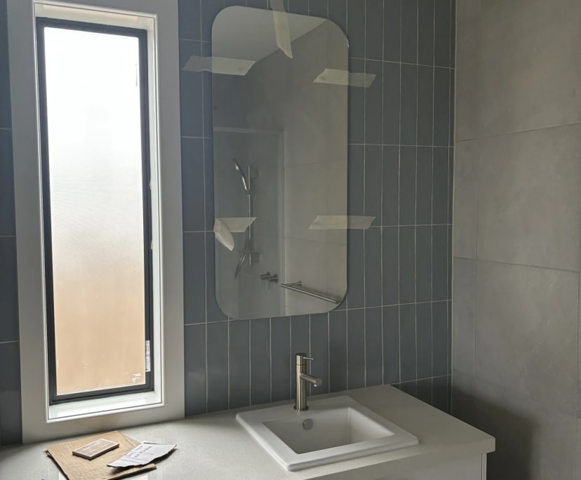 Unfurnished room in a share house