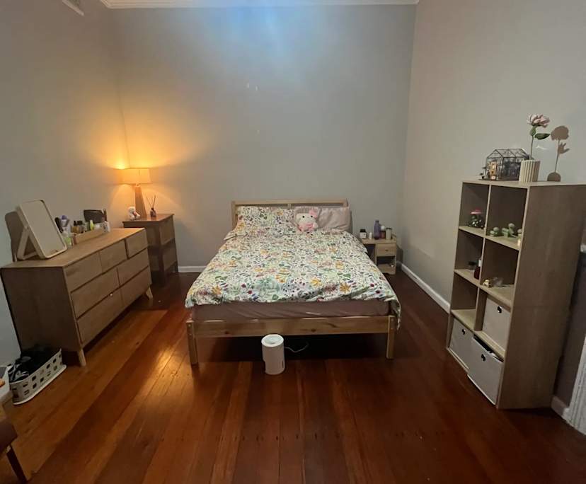 Unfurnished room in a share house