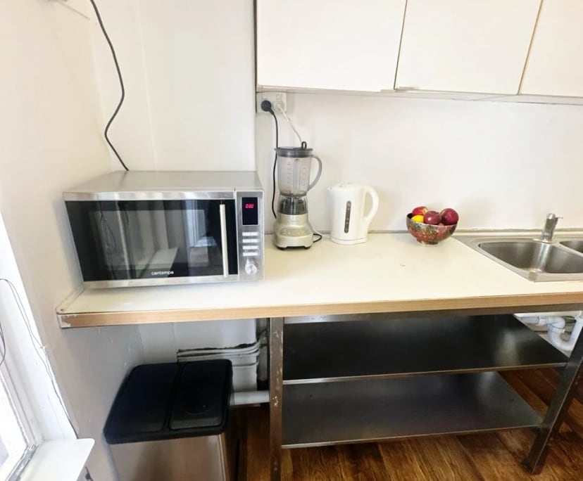 $500, Studio, 1 bathroom, Saint Kilda VIC 3182
