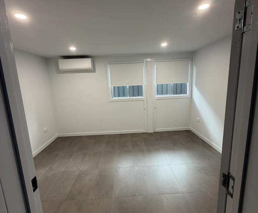 Unfurnished room with own bathroom