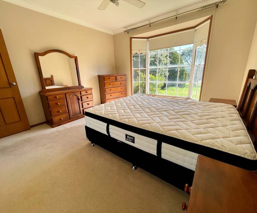 Whole property with 2 rooms for rent