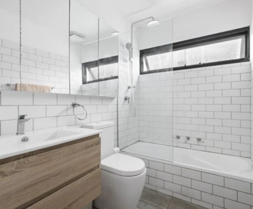 Unfurnished room in a share house