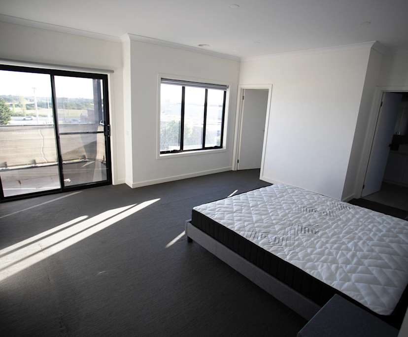 $250-350, Share-house, 2 rooms, Officer VIC 3809, Officer VIC 3809