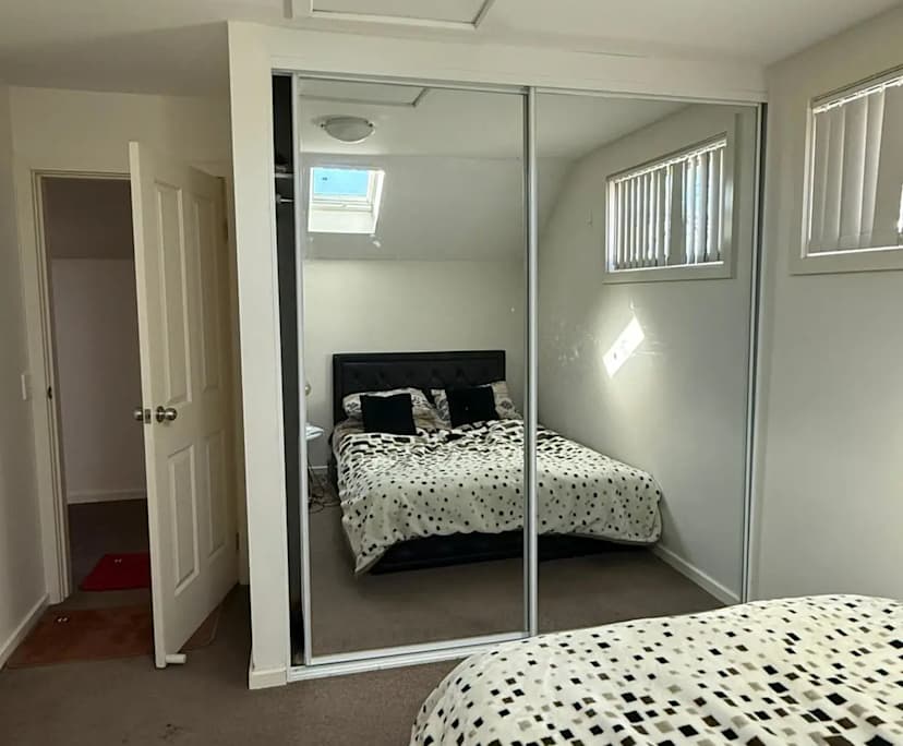 $285, Share-house, 2 bathrooms, Oxley Park NSW 2760