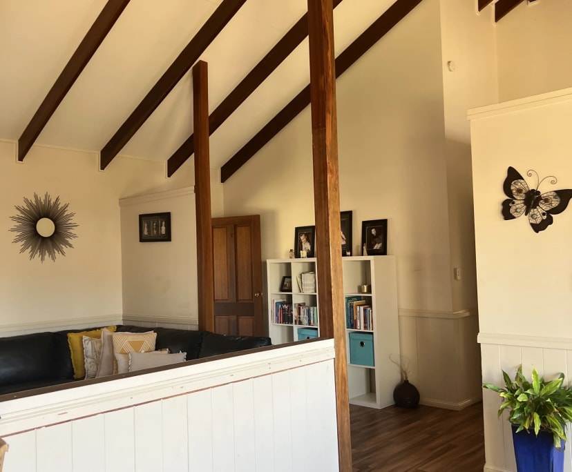 $260, Share-house, 3 bathrooms, Harristown QLD 4350