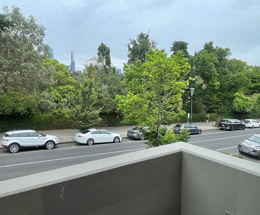 $500, Flatshare, 2 bathrooms, South Yarra VIC 3141
