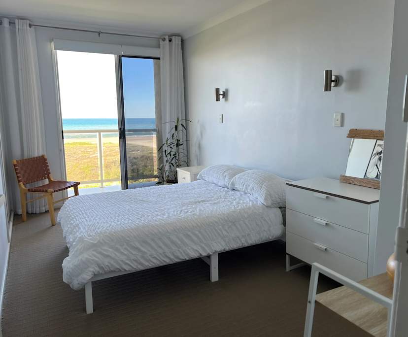 $450, Share-house, 3 bathrooms, Bilinga QLD 4225