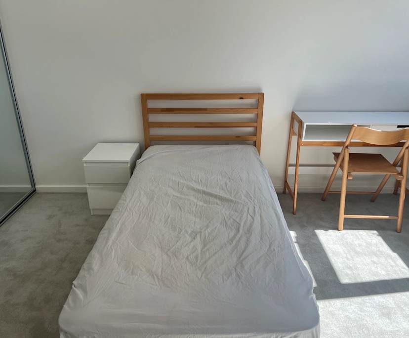 Furnished room with own bathroom