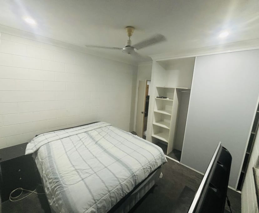 Room for Rent in Mareeba, QLD 200, Furnished, Sha...