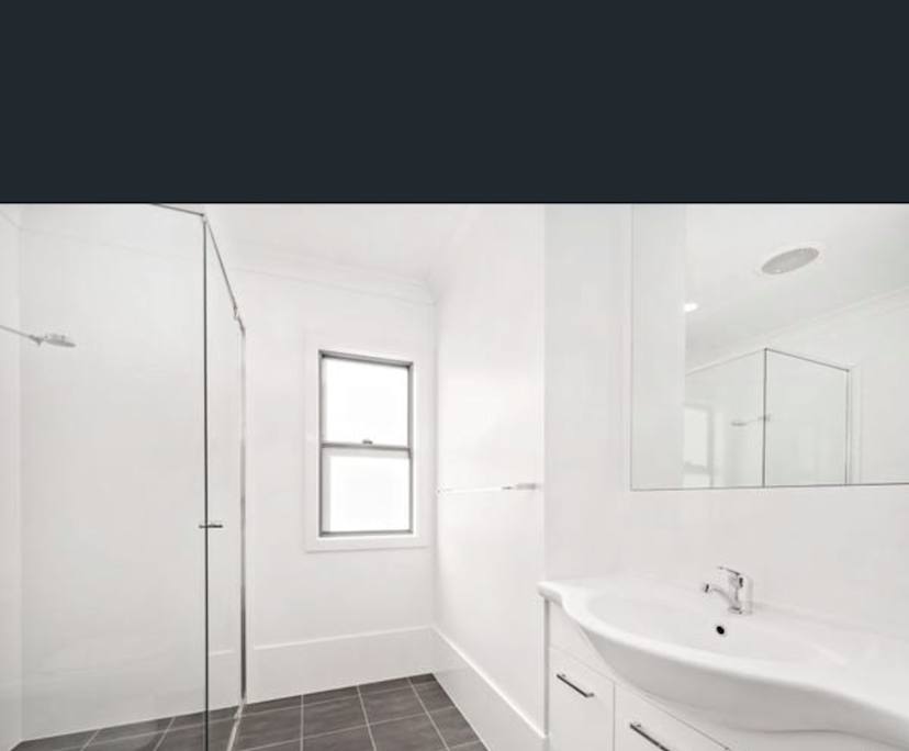 $385, Share-house, 3 bathrooms, Warners Bay NSW 2282