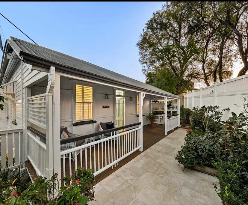 Unfurnished room granny flat for rent