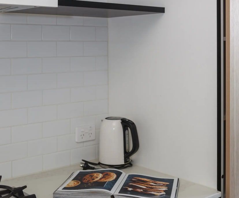 $750, Whole-property, 2 bathrooms, West Melbourne VIC 3003