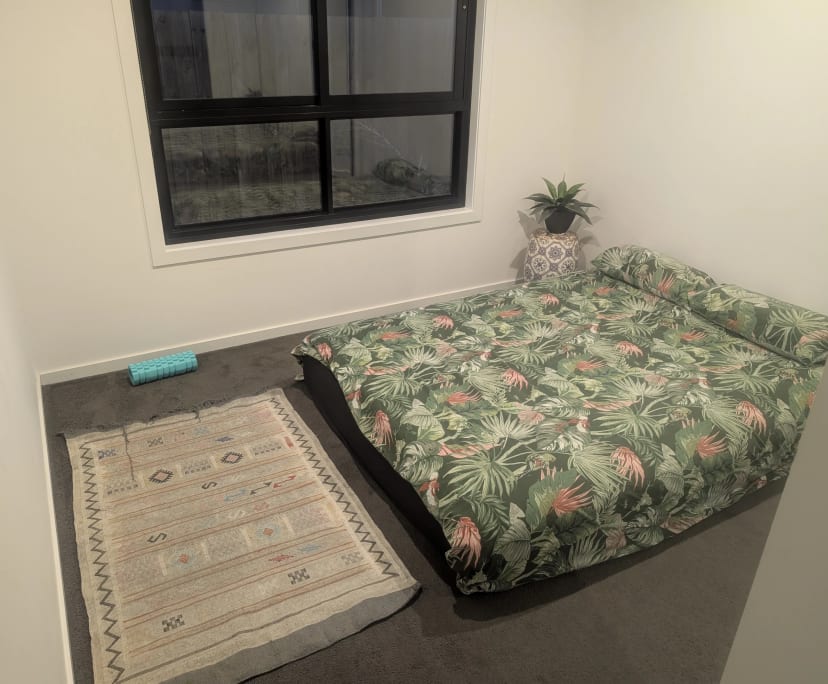$200, Share-house, 3 bathrooms, Laverton VIC 3028