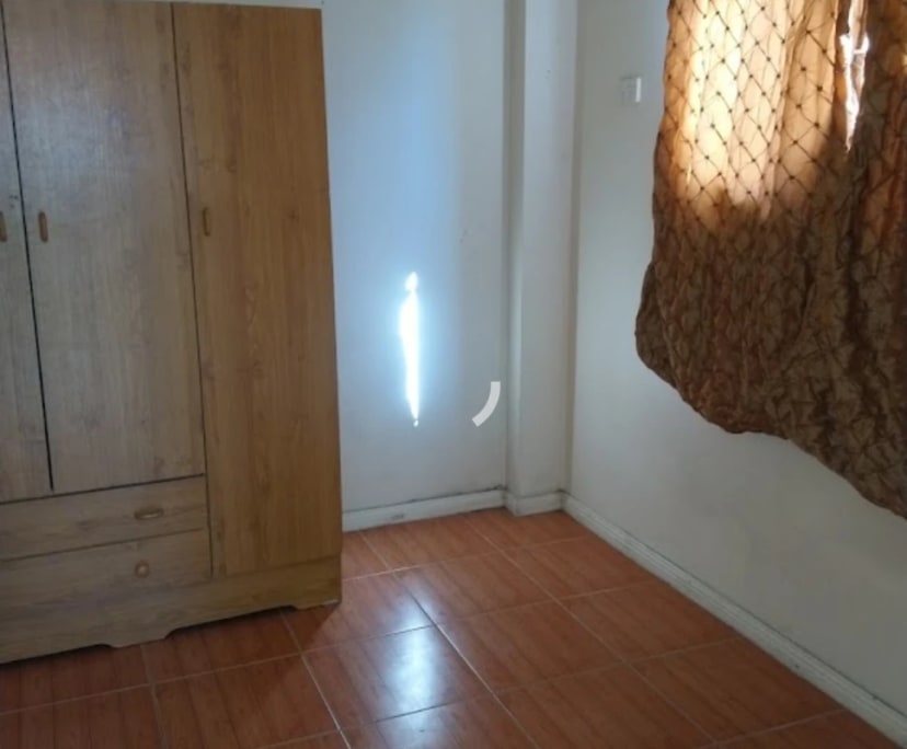 Unfurnished room granny flat for rent