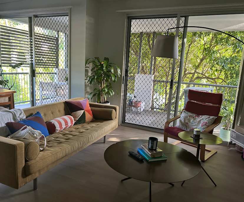 $300, Flatshare, 2 bathrooms, Annerley QLD 4103