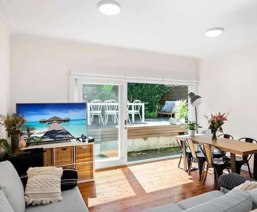 Whole property with 2 rooms for rent