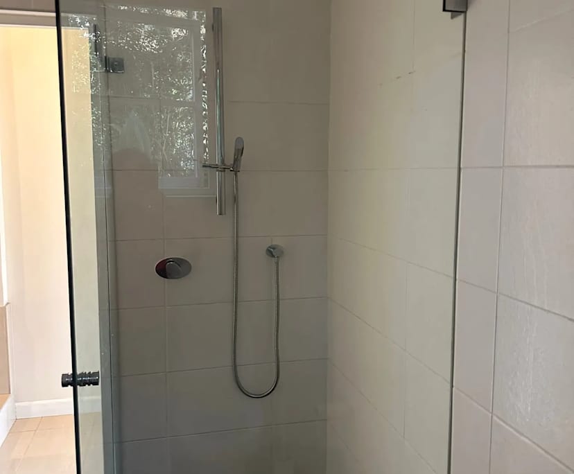 $600, Studio, 1 bathroom, Middle Cove NSW 2068