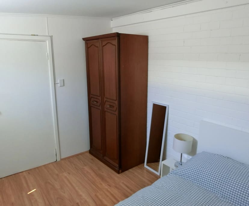 Room for Rent in Booragoon, Perth 190, Flexible w...