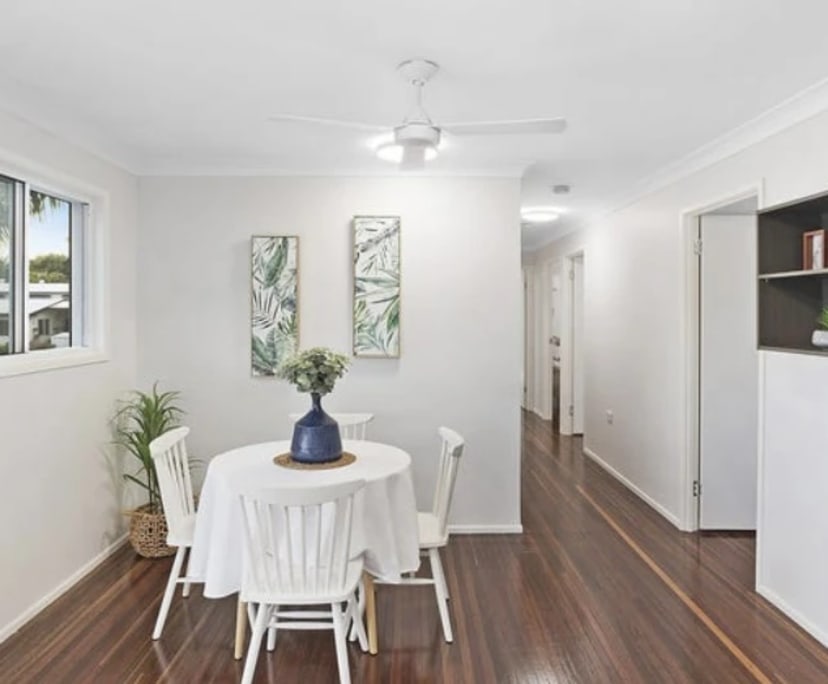 Whole property with 3 rooms for rent