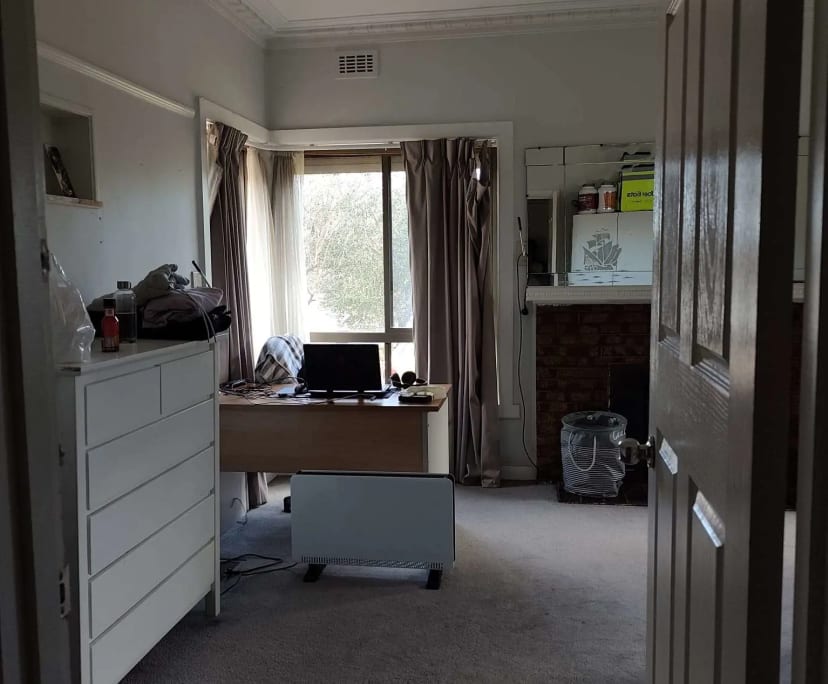 Furnished room in a share house