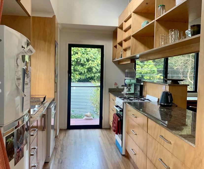 $350, Share-house, 2 bathrooms, Currumbin Valley QLD 4223
