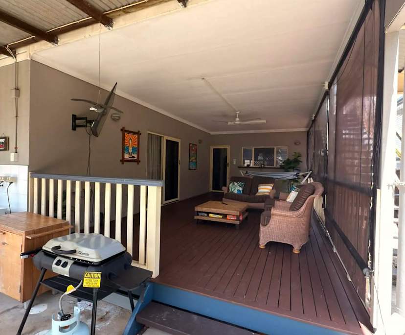 $340, Share-house, 6 bathrooms, Bungalow QLD 4870