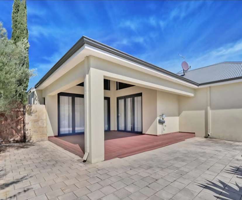 $350, Share-house, 3 bathrooms, Stirling WA 6021