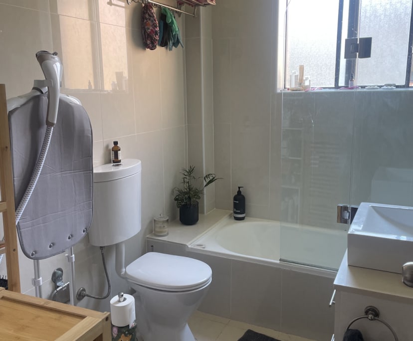 $430, Flatshare, 2 bathrooms, Kensington NSW 2033