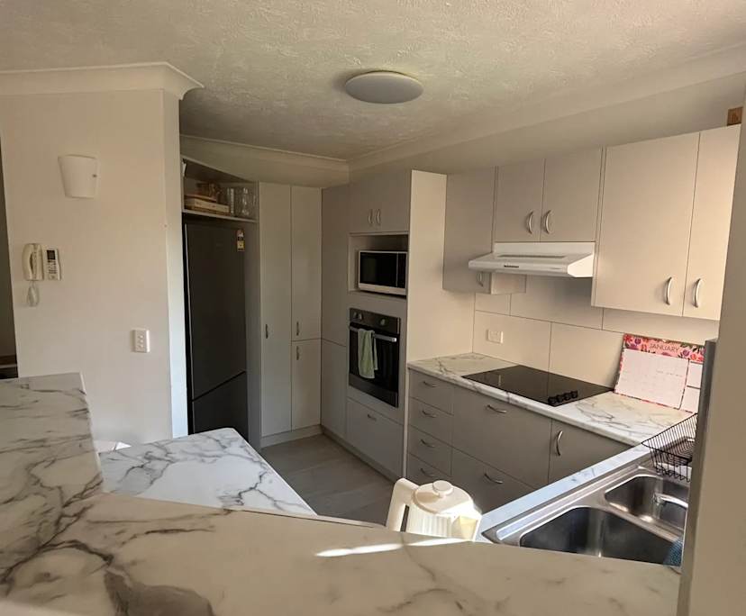 $335, Flatshare, 2 bathrooms, Coorparoo QLD 4151