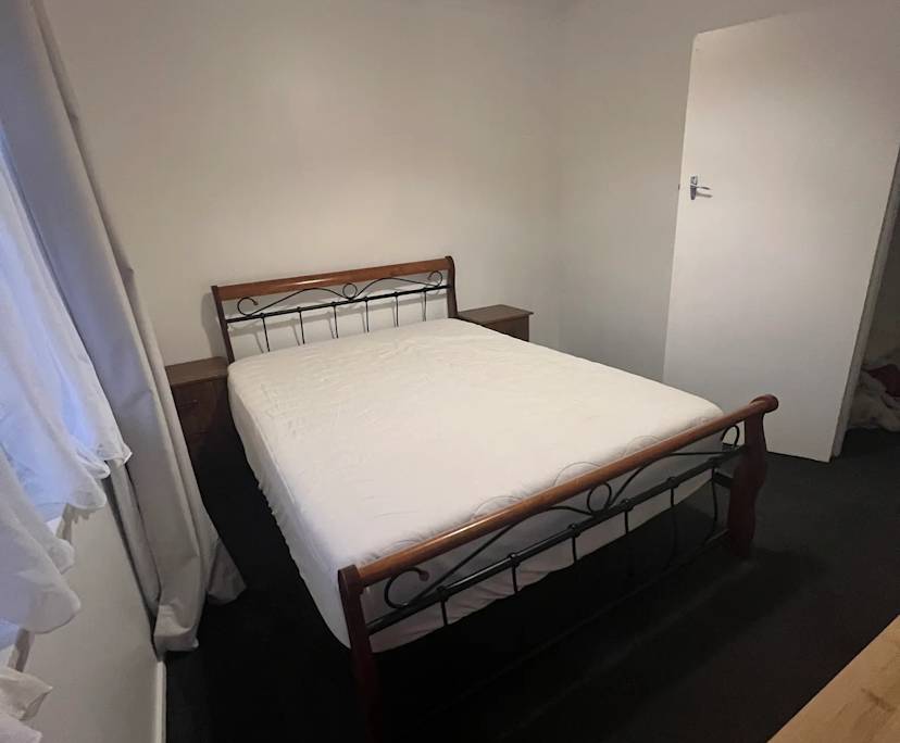 Unfurnished room in a share house