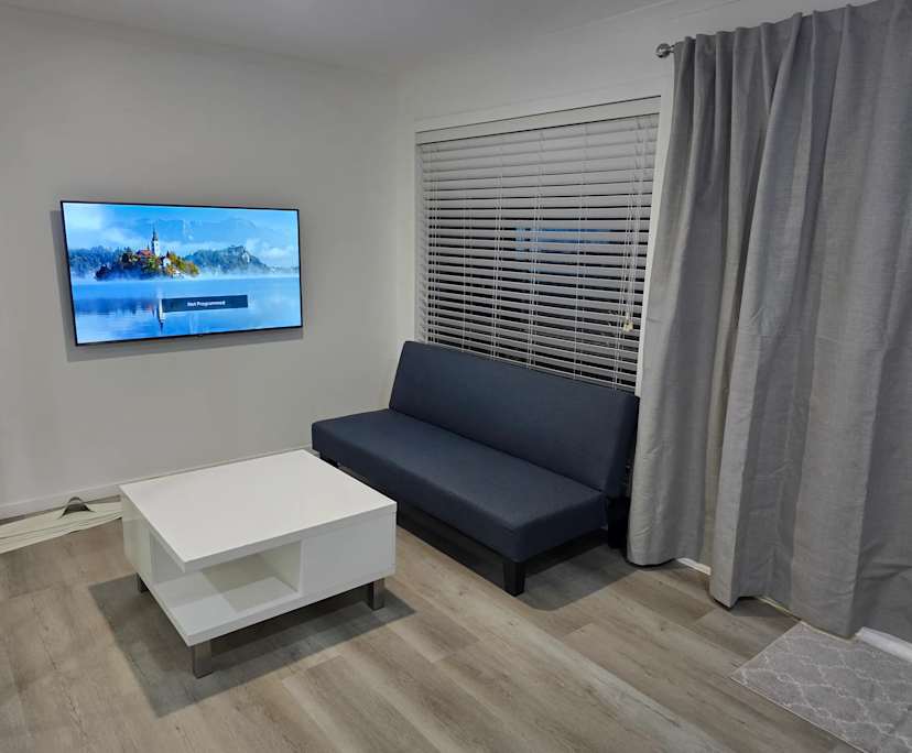 Furnished room with own bathroom
