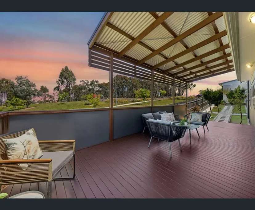 Room with ensuite in a share house