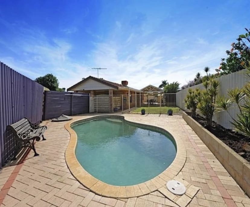 Room for Rent in Leeming, Perth 185, Unfurnished,...