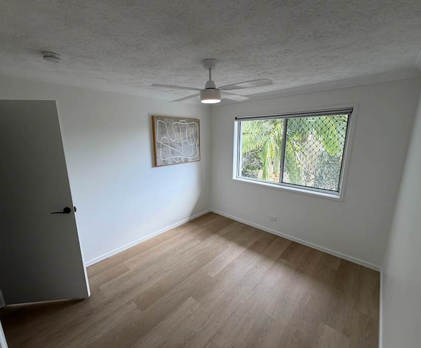 Unfurnished room with own bathroom