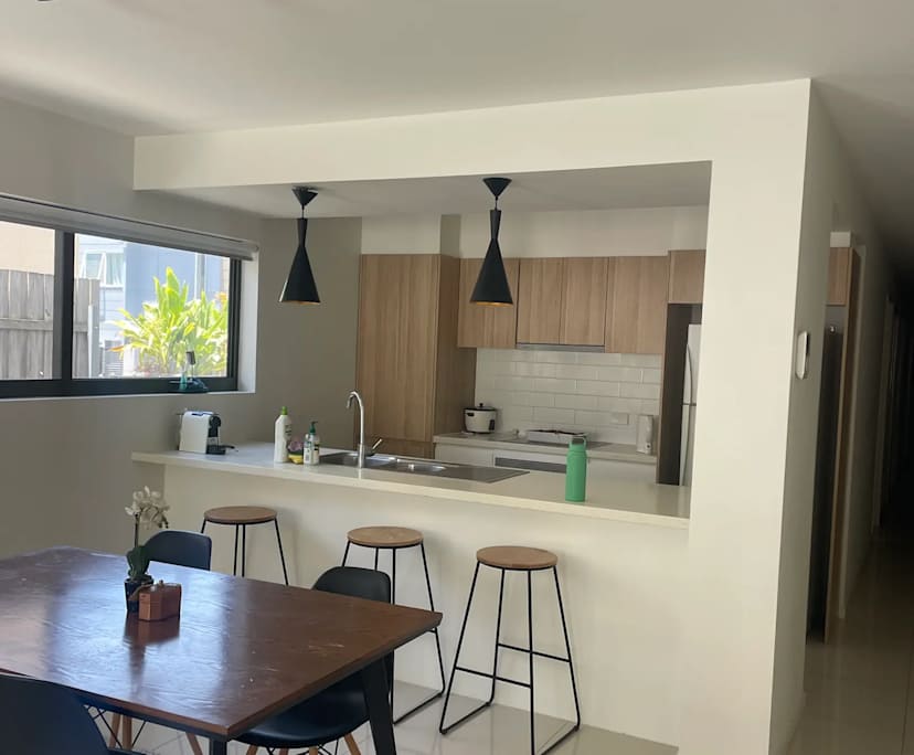 Furnished room with ensuite in a flatshare