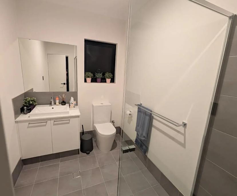 Furnished room with own bathroom