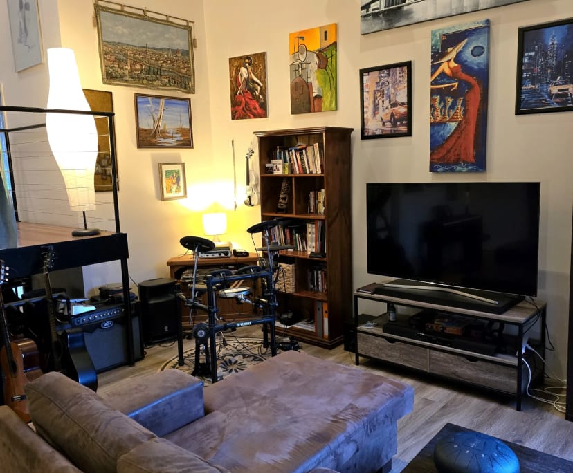 $220, Share-house, 2 bathrooms, Hamlyn Heights VIC 3215