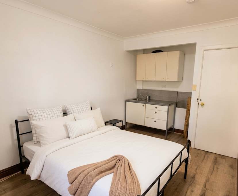 propertyImage
