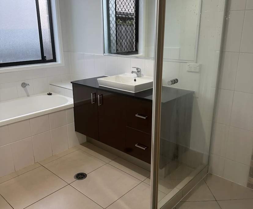 $300, Share-house, 4 bathrooms, Bellmere QLD 4510