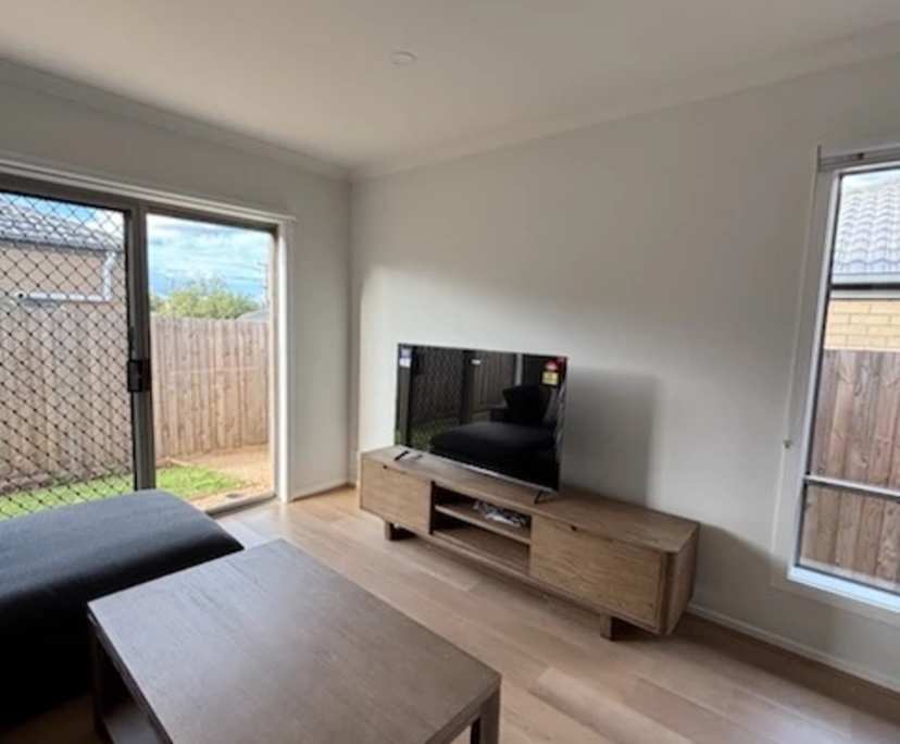 $230, Share-house, 3 bathrooms, Darley VIC 3340