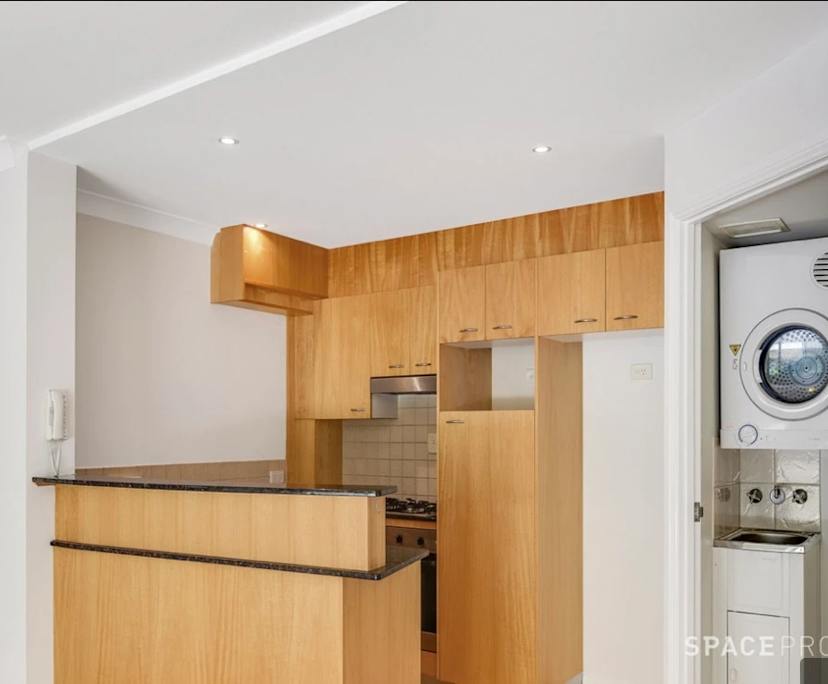 $350, Flatshare, 2 bathrooms, Paddington QLD 4064