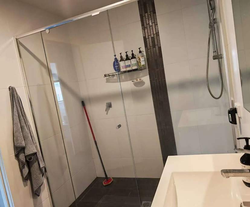 $350, Share-house, 3 bathrooms, Phillip ACT 2606