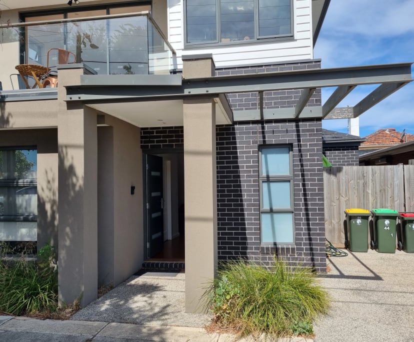 Unfurnished room in a share house